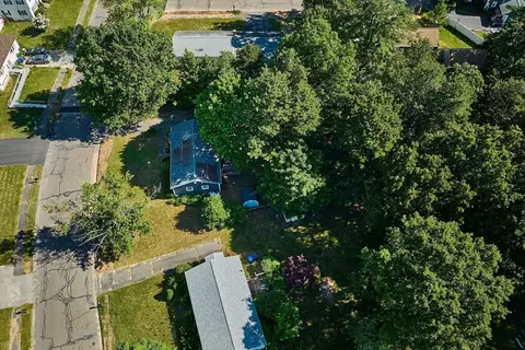 38 Peloquin Dr, Easthampton, MA 01027 photo 29