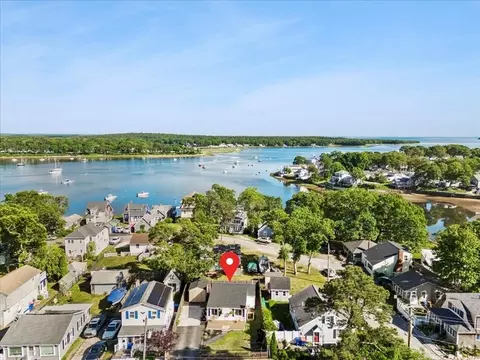 14 Pinehurst Dr, Wareham, MA 02571 photo 2