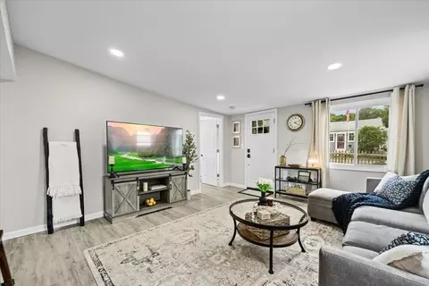 14 Pinehurst Dr, Wareham, MA 02571 photo 4
