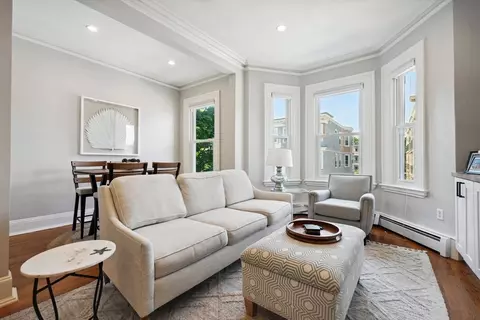 693 E 8th St #2, Boston, MA 02127 photo 4