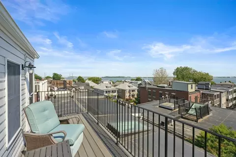 693 E 8th St #2, Boston, MA 02127 photo 39