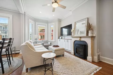 693 E 8th St #2, Boston, MA 02127 photo 3