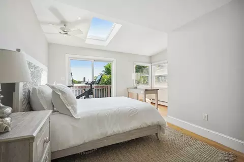 693 E 8th St #2, Boston, MA 02127 photo 24