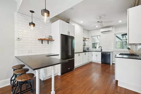 693 E 8th St #2, Boston, MA 02127 photo 6