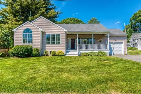 223 Fairbanks Rd, Dedham, MA 02026