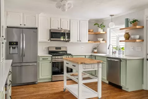6 Hackensack Ter, Boston College, MA 02467 photo 9