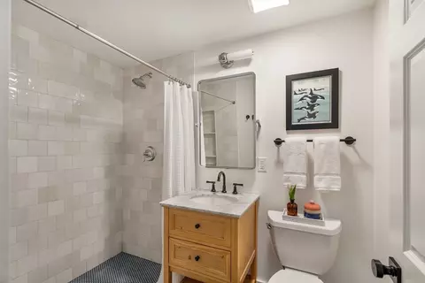 6 Hackensack Ter, Boston College, MA 02467 photo 20