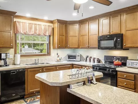 53 Ruby, Gardner, MA 01440 photo 10