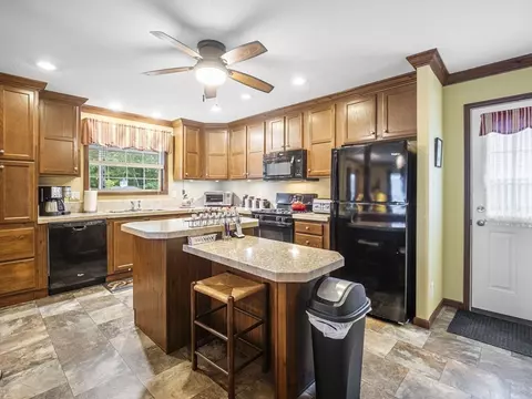 53 Ruby, Gardner, MA 01440 photo 7