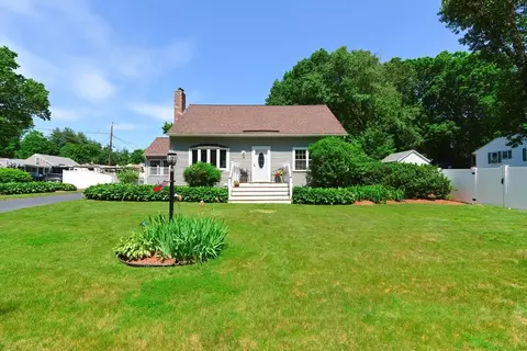 37 Willard St, Leominster, MA 01453