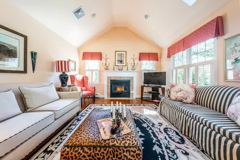 122 Falling Leaf Ln, Barnstable, MA 02655 photo 4