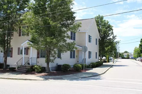 104 Railroad St #104, Abington, MA 02351