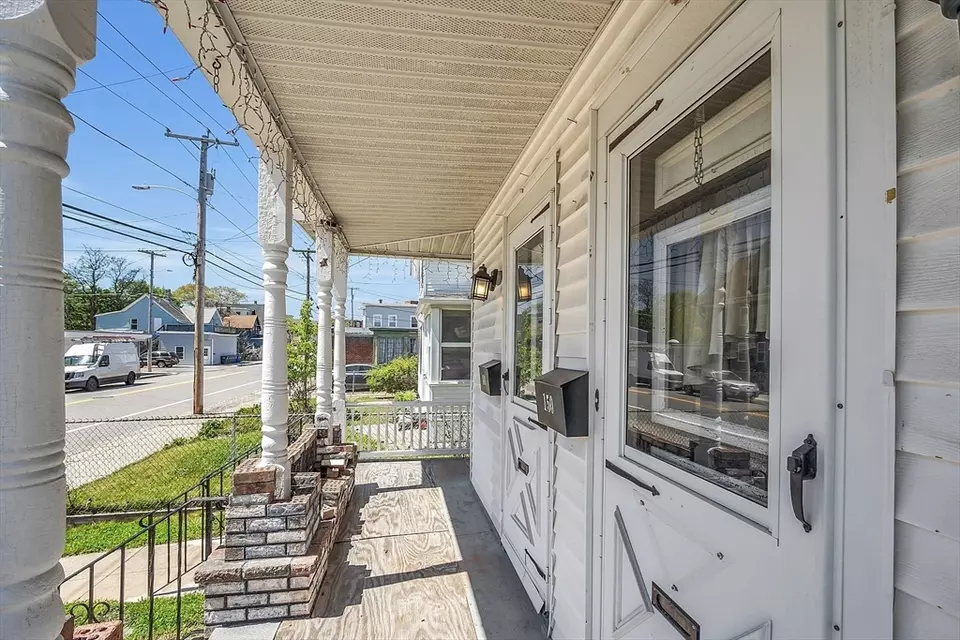 146150 Spruce St, Leominster, MA 01453 42 Photos Movoto