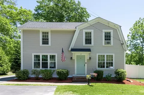 Exterior - 18 Depot Rd, Windham, NH 03087 photo 1 of 4