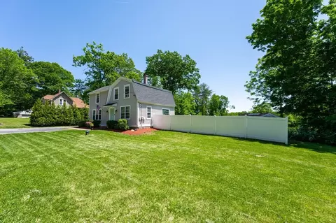 Exterior - 18 Depot Rd, Windham, NH 03087 photo 2 of 4
