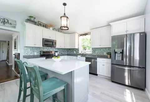 Kitchen - 18 Depot Rd, Windham, NH 03087 photo 1 of 3