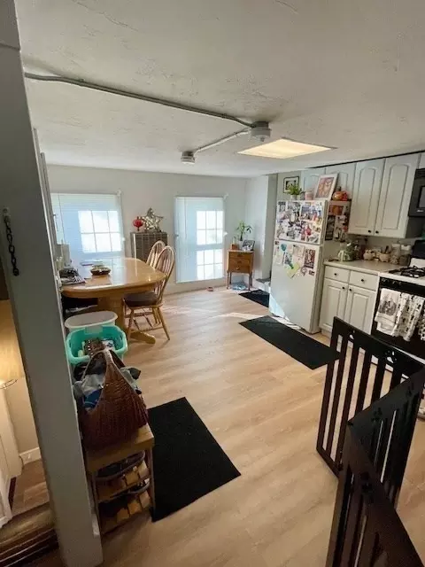 Kitchen - 56 Neck Rd, Lancaster, MA 01523 photo 4 of 7
