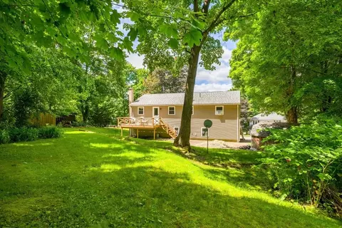 187 North St, Ware, MA 01082 photo 2
