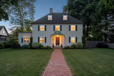145 Humphrey St, Marblehead, MA 01945
