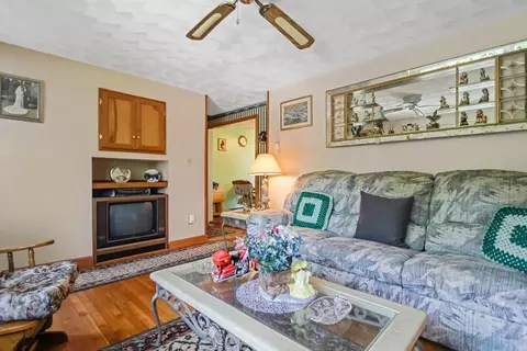14 Jade St, Methuen, MA 01844 photo 15