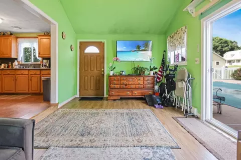 14 Jade St, Methuen, MA 01844 photo 6