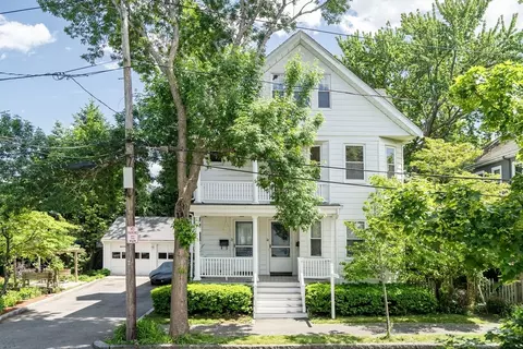 12 Guild St, Quincy, MA 02169