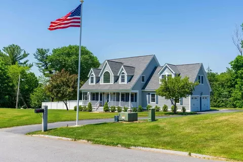2 Swanson Ln, Westford, MA 01886