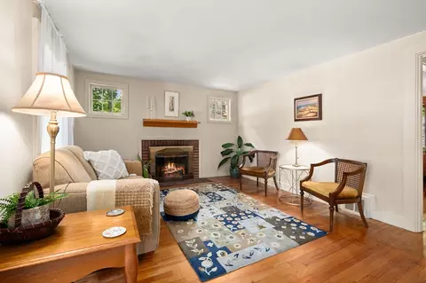 151 Grove St, Reading, MA 01867 photo 4