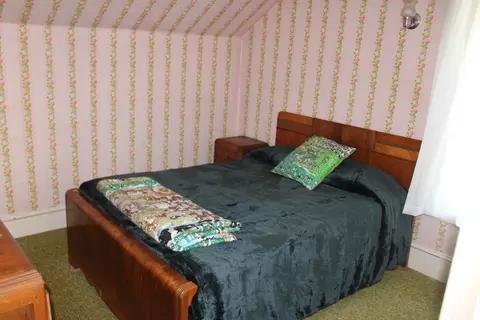 11 W High St, Erving, MA 01344 photo 12