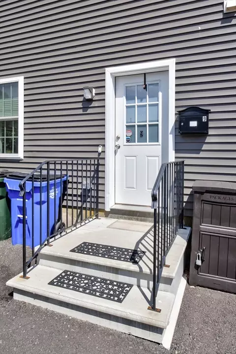 Exterior - 26 N Court St #9, Fall River, MA 02720 photo 2 of 2