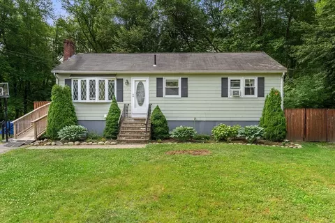 905 South St, Tewksbury, MA 01876