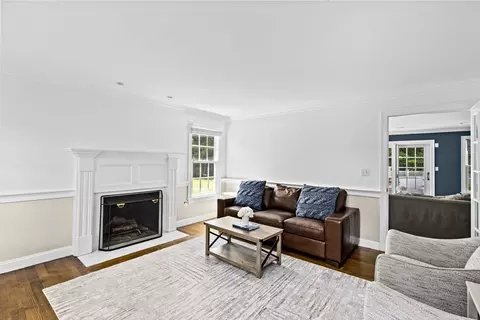 Living - 4 Julian Way, Hingham, MA 02043 photo 2 of 2