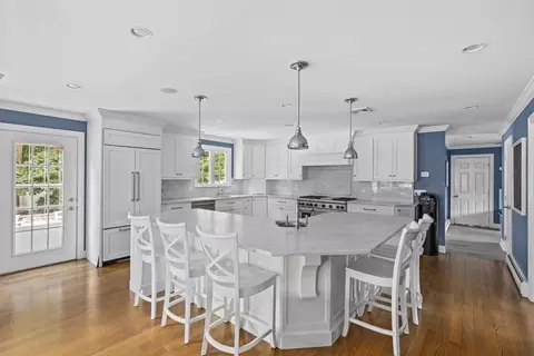 Kitchen - 4 Julian Way, Hingham, MA 02043 photo 1 of 3