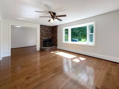 8 Brookside Cir, Acton, MA 01720 photo 3