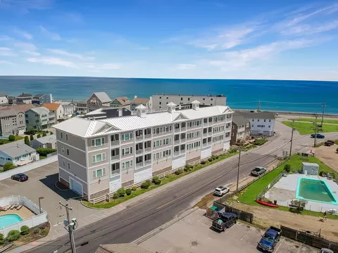 580 Winnacunnet Rd #303, Hampton, NH 03842