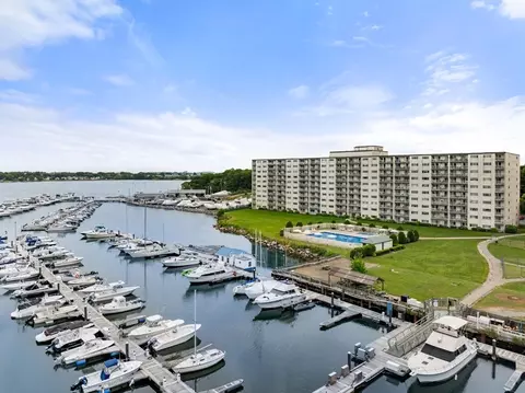 200 Cove Way #413, Quincy, MA 02169