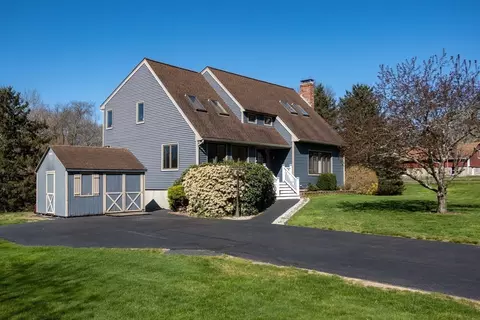 Exterior - 27 Dudley Rd, Sutton, MA 01590 photo 10 of 14