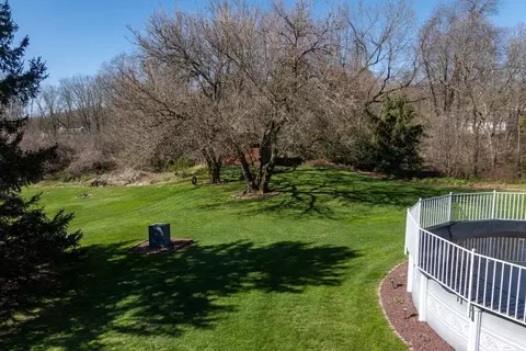Exterior - 27 Dudley Rd, Sutton, MA 01590 photo 6 of 14