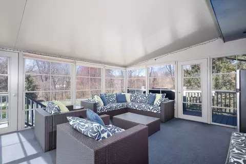Exterior - 27 Dudley Rd, Sutton, MA 01590 photo 2 of 14