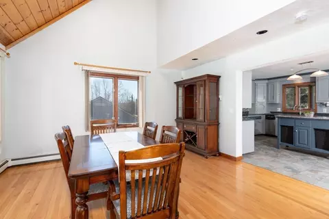 Dining - 27 Dudley Rd, Sutton, MA 01590 photo 3 of 4