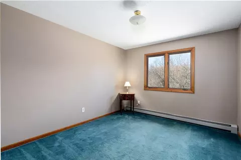 Bedroom - 27 Dudley Rd, Sutton, MA 01590 photo 6 of 7