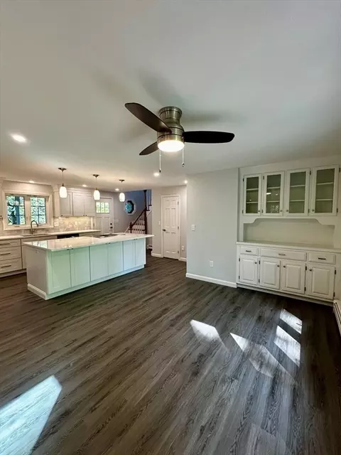 4 Fieldstone Dr, Hampstead, NH 03841 photo 11