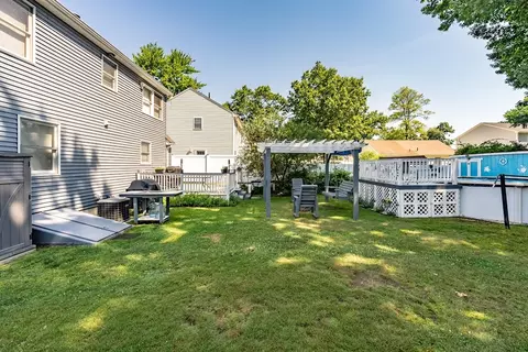 299 Morton St, Springfield, MA 01119 photo 6