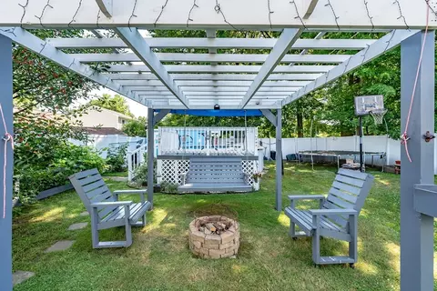 299 Morton St, Springfield, MA 01119 photo 8