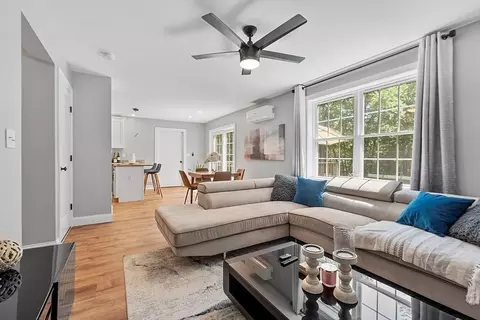 Living - 154 Garfield Rd, Athol, MA 01331 photo 4 of 4