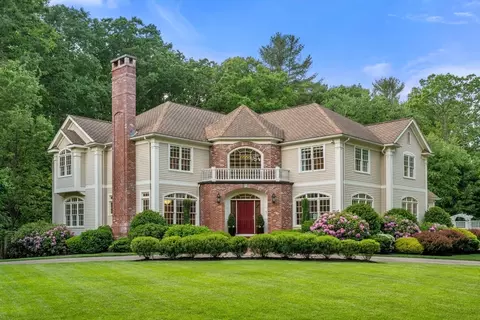 55 Radcliffe Rd, Weston, MA 02493
