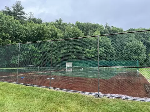 Exterior - 405 Great Rd #8, Acton, MA 01720 photo 3 of 5