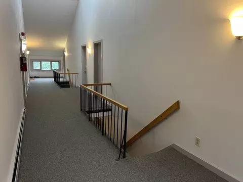 Entry Way - 405 Great Rd #8, Acton, MA 01720 photo 3 of 4