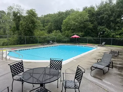Exterior - 405 Great Rd #8, Acton, MA 01720 photo 2 of 5