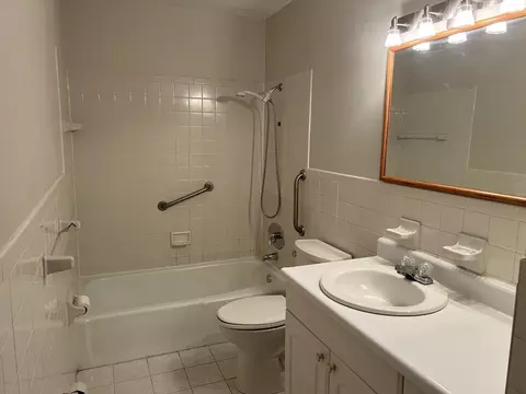 Bath - 405 Great Rd #8, Acton, MA 01720 photo 1 of 2